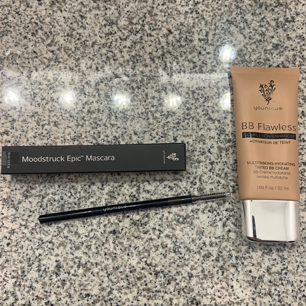 Younique Bundle